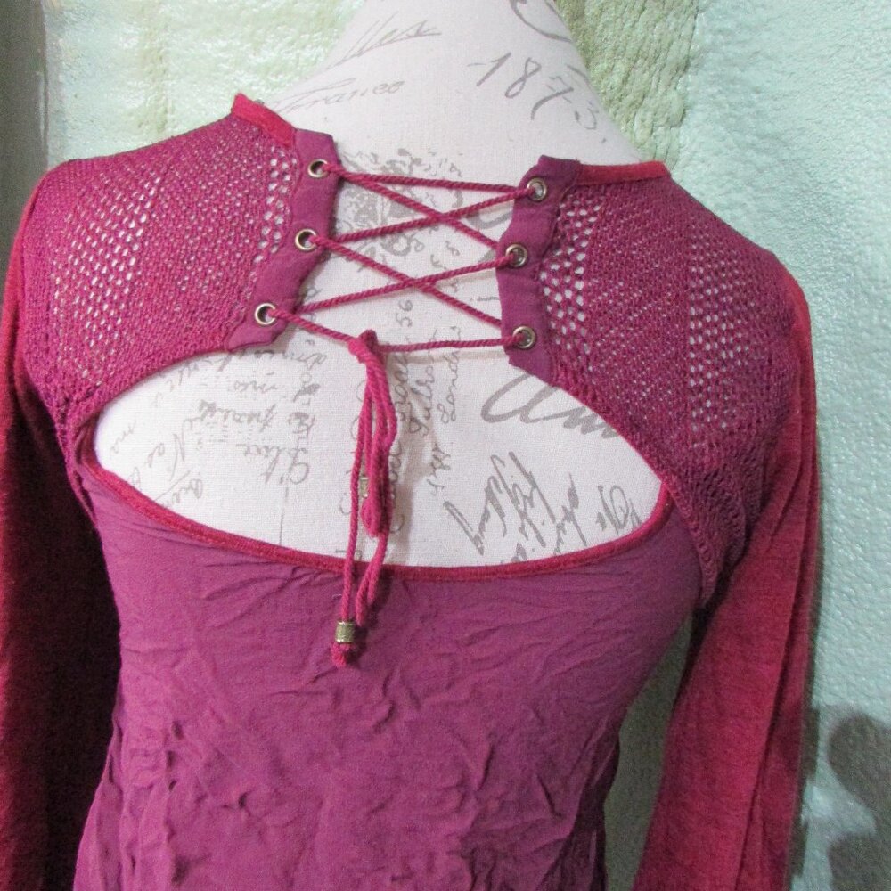 Miss Me Red Maroon Open Back Knit Small Rayon V Neck Moons Astrology Long Sleeve